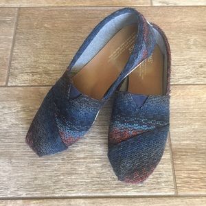TOMS Size 8